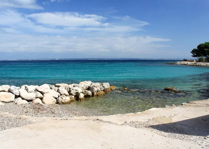 By The Sea Susica, - 20758 * אוגייאן